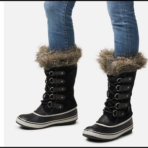 Sorel Joan of Arctic Winter Boots size 9